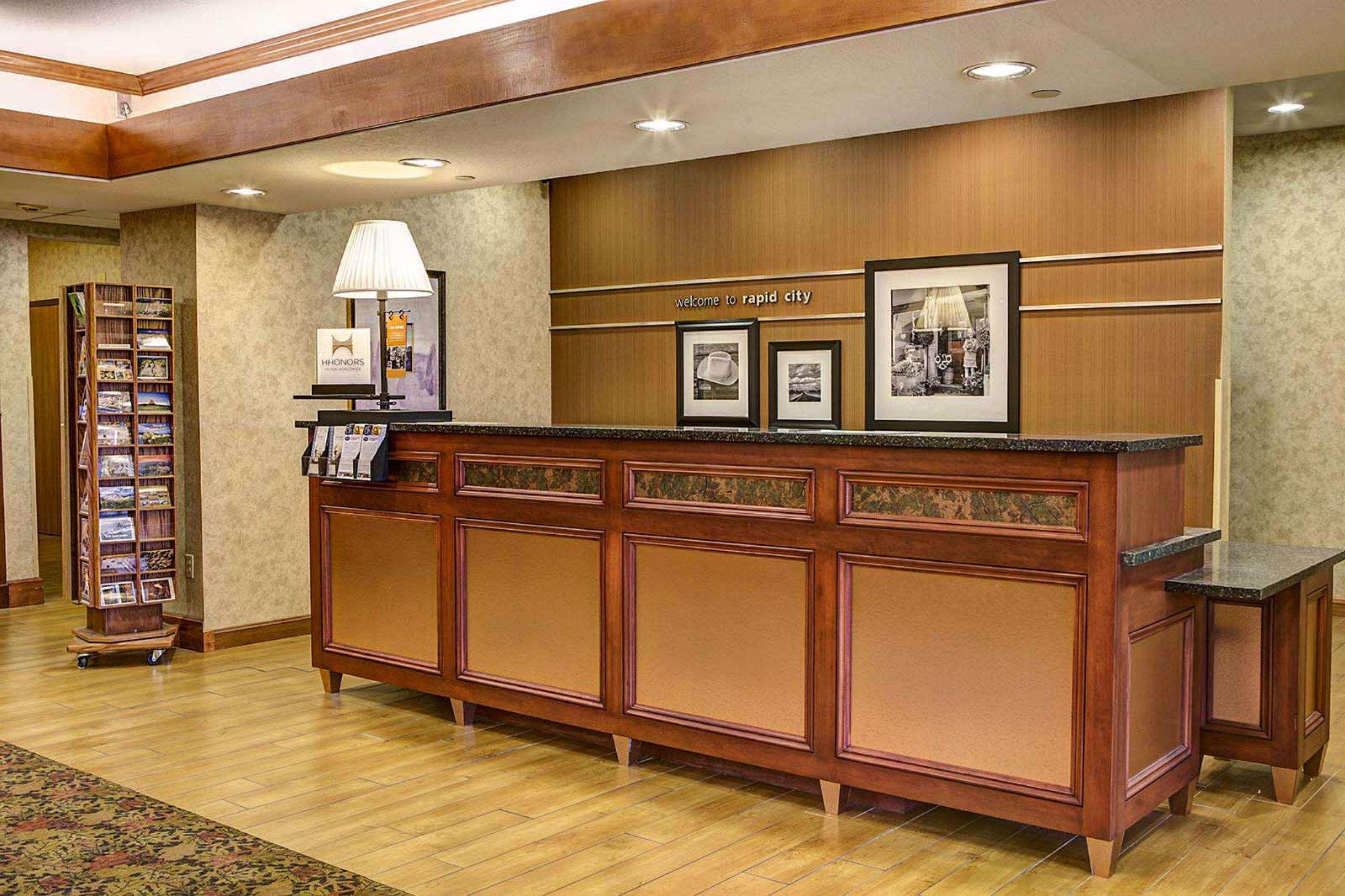 Comfort Inn & Suites Rapid City Near Mt Rushmore Bagian luar foto