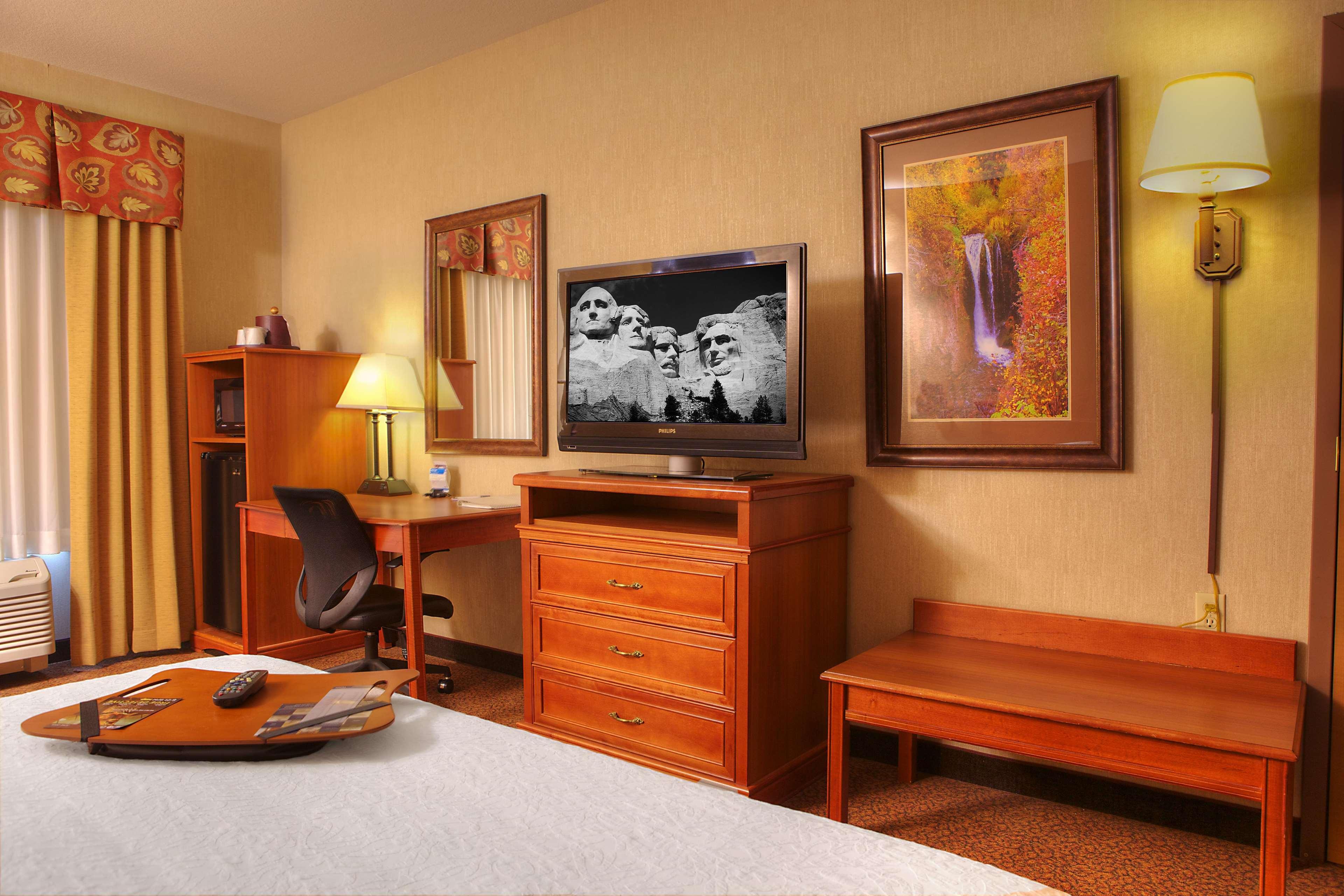 Comfort Inn & Suites Rapid City Near Mt Rushmore Bagian luar foto