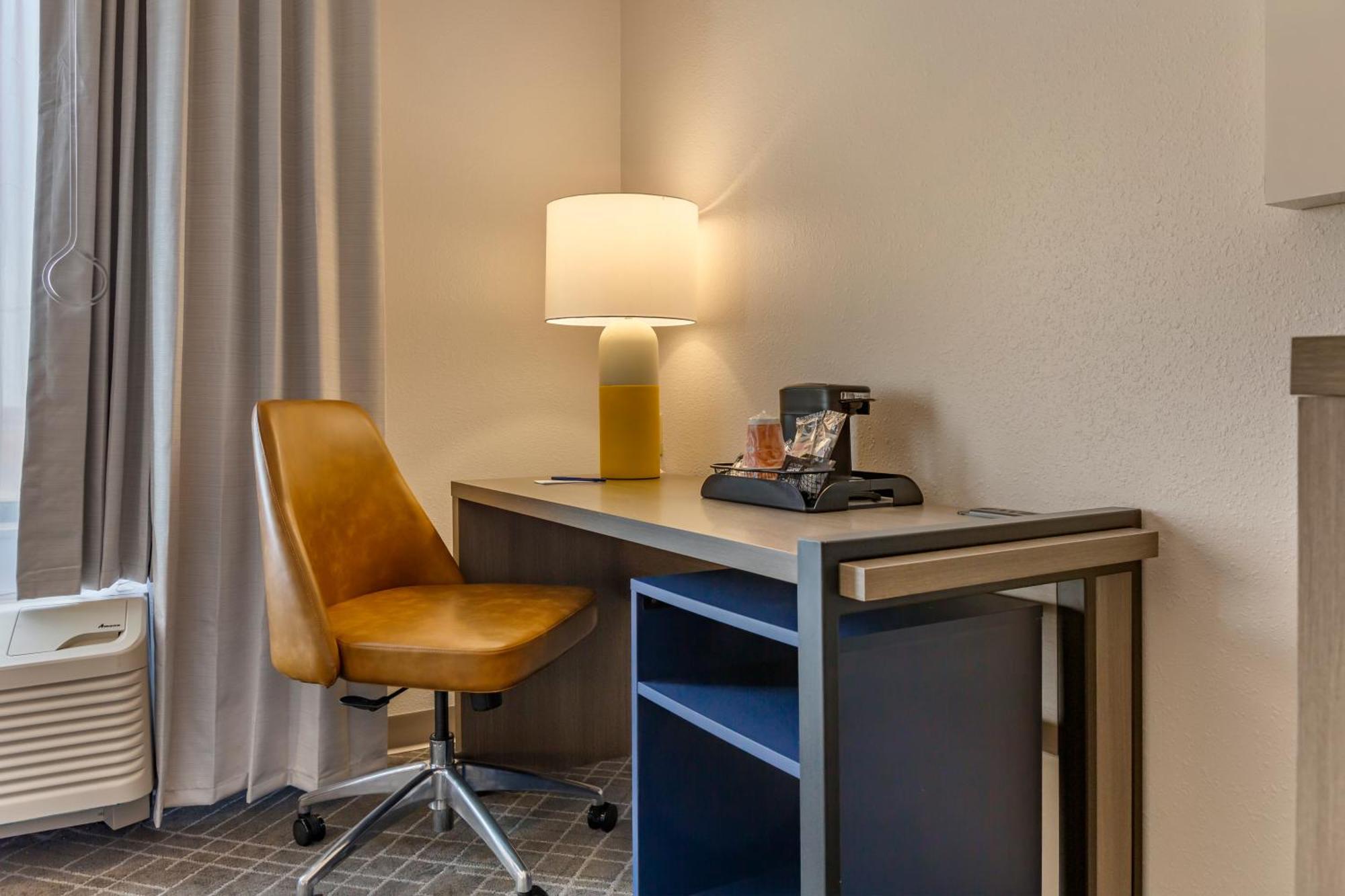Comfort Inn & Suites Rapid City Near Mt Rushmore Bagian luar foto