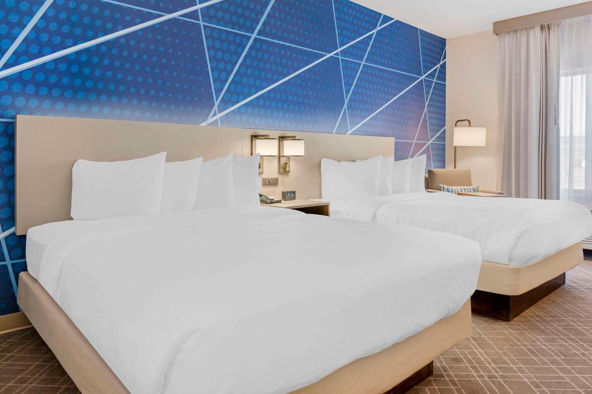 Comfort Inn & Suites Rapid City Near Mt Rushmore Bagian luar foto